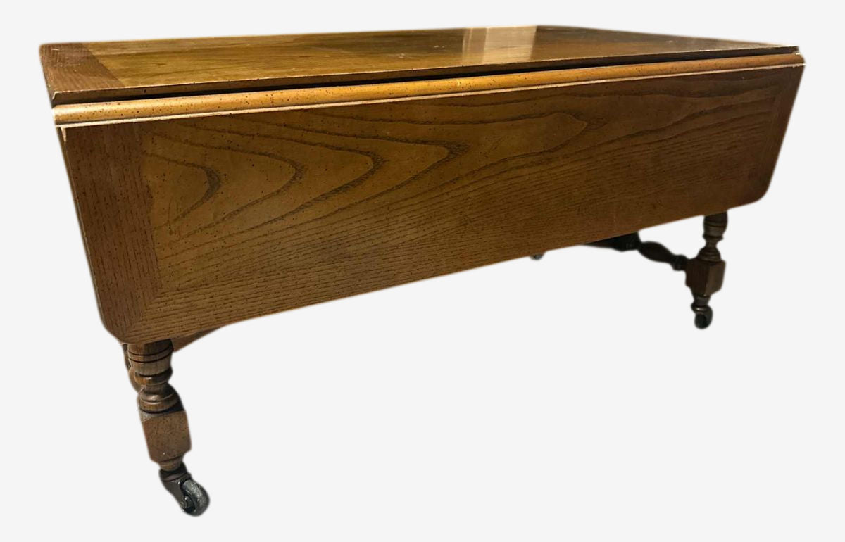 Late 20th Century Baker Furniture Vintage William & Mary Oak Drop Leaf 18” H Coffee Table Adjustable as 29” H Side Table - Image 1