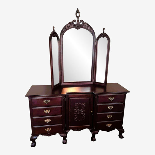 Mahogany Georgian Furnishings of New Orleans Dresser With Mirror - Vintage Late 20th Century - Image 1